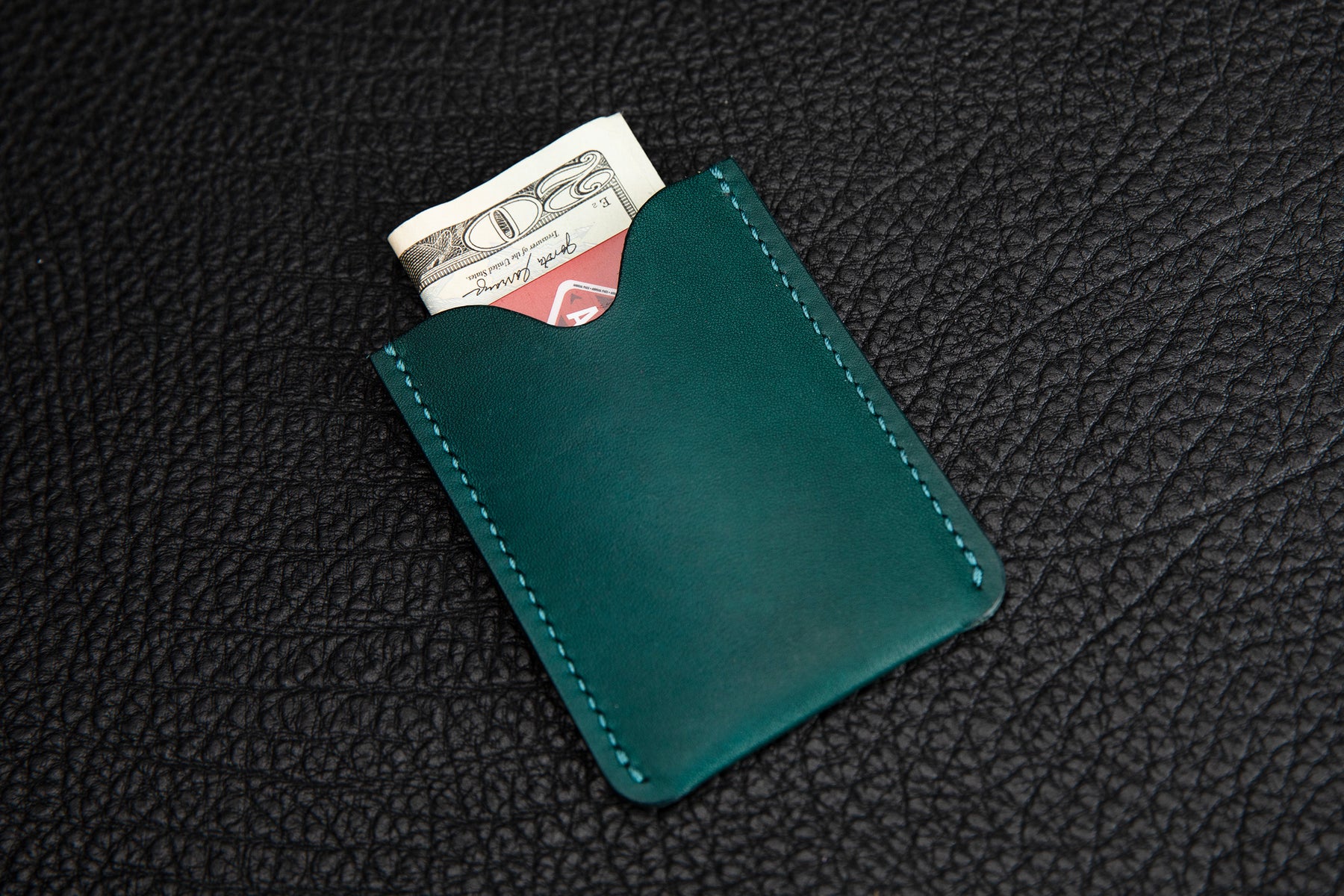 RM-001 Simple Vertical Wallet Digital Pattern - Skill Beginner