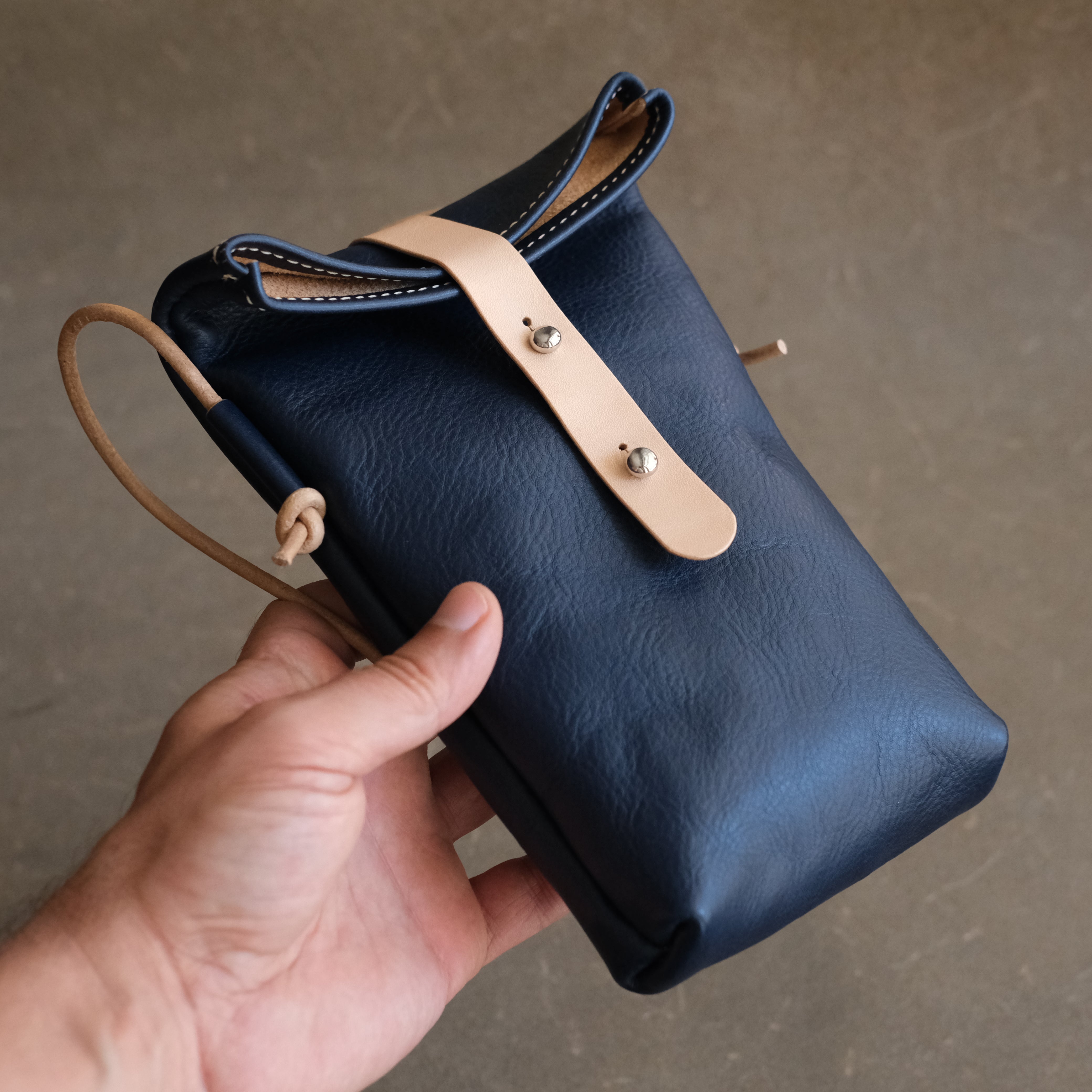 bowl backpack purse handmade leather DS-087 The Bowline Bag Digital Pattern – Rocky Mountain Leather Supply