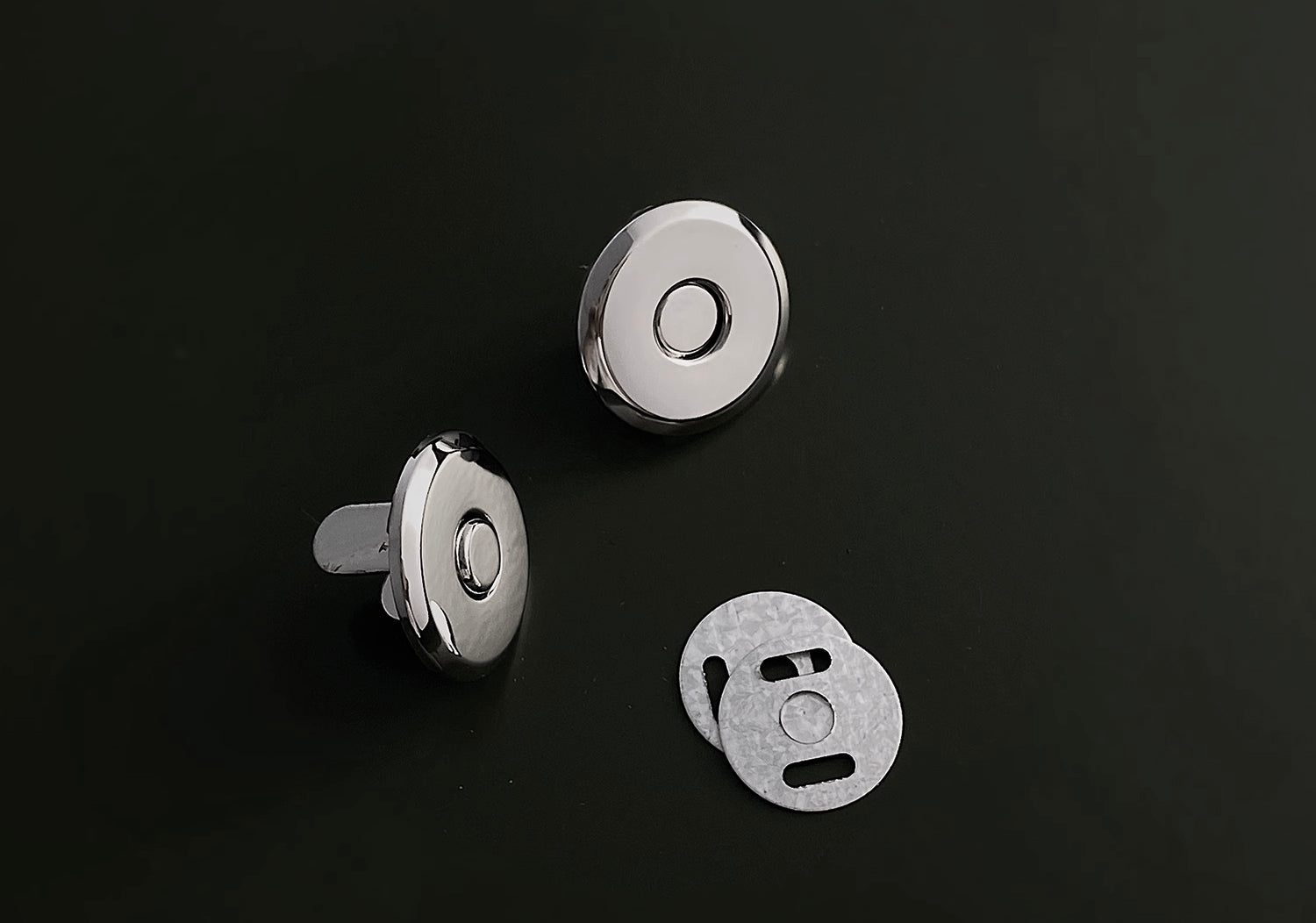 Atlas - Luxury Self Centering Magnetic Snap (Stainless Steel)