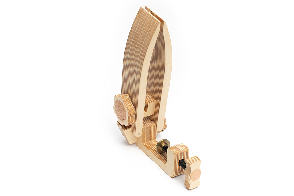 Dream Factory - Adjustable Table Stitching Clamp + Magnetic Needle Holder